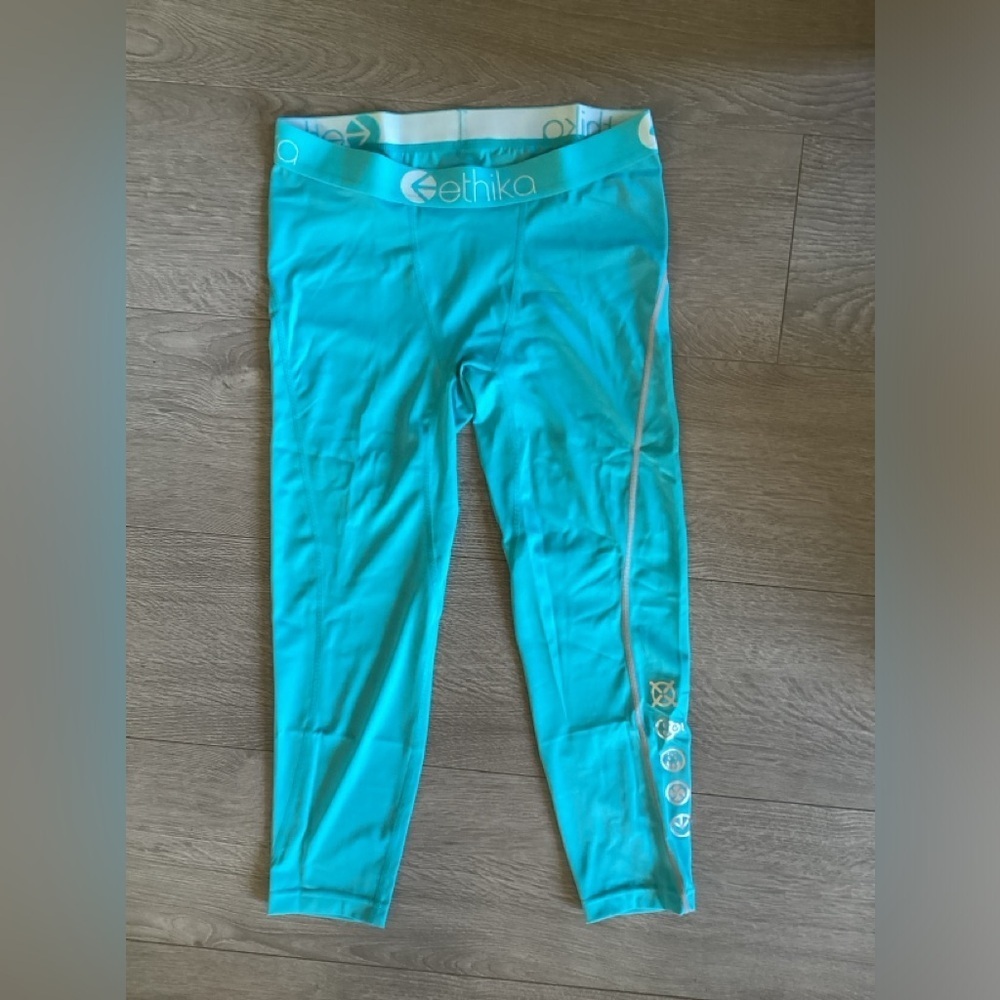 Ethika 3/4 subzero Aqua performance tights NEW size M